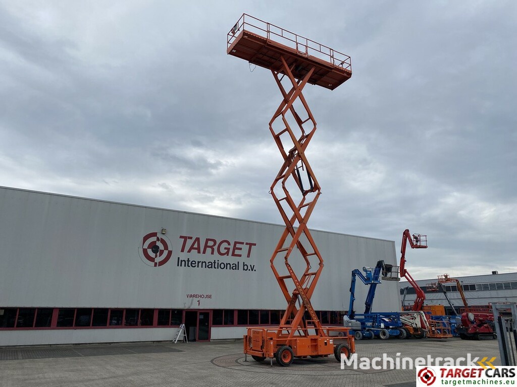 Skyjack SJ-9250 RT Diesel 4x4 Scissor Work Lift 1720cm