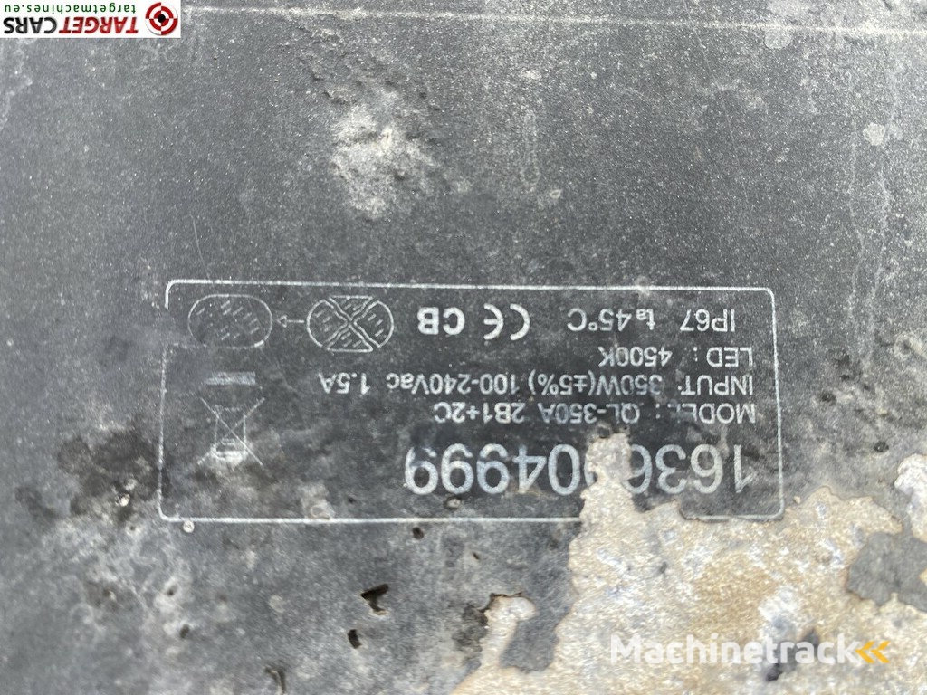 Atlas Copco QLB60 Tower Light 4x350W Led w/generator