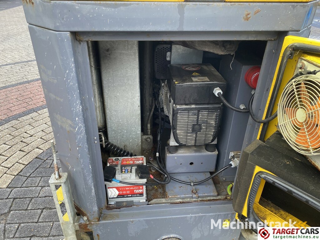 Atlas Copco QLB60 Tower Light 4x350W Led w/generator