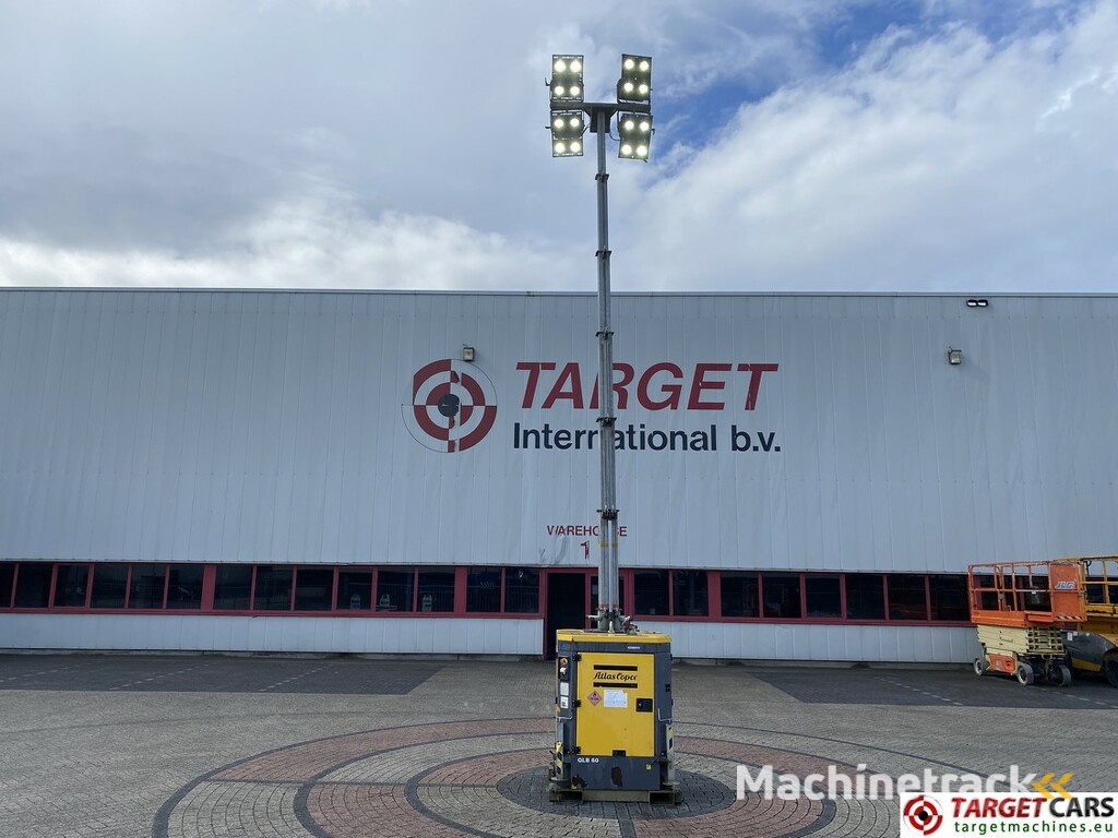 Atlas Copco QLB60 Tower Light 4x350W Led w/generator