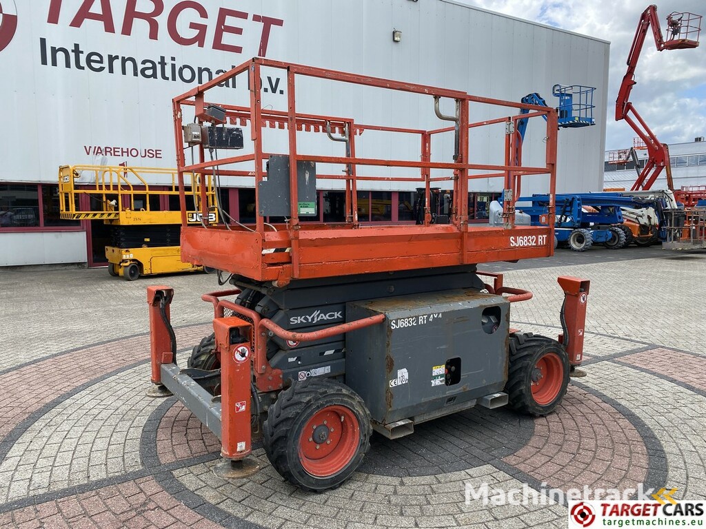 Skyjack SJ6832 RT Diesel 4x4 Scissor 6832 Work Lift 1180cm