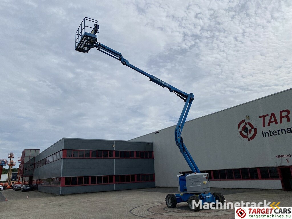Genie Z-45/25 J Articulated 4x4 Boom Work Lift 1605cm