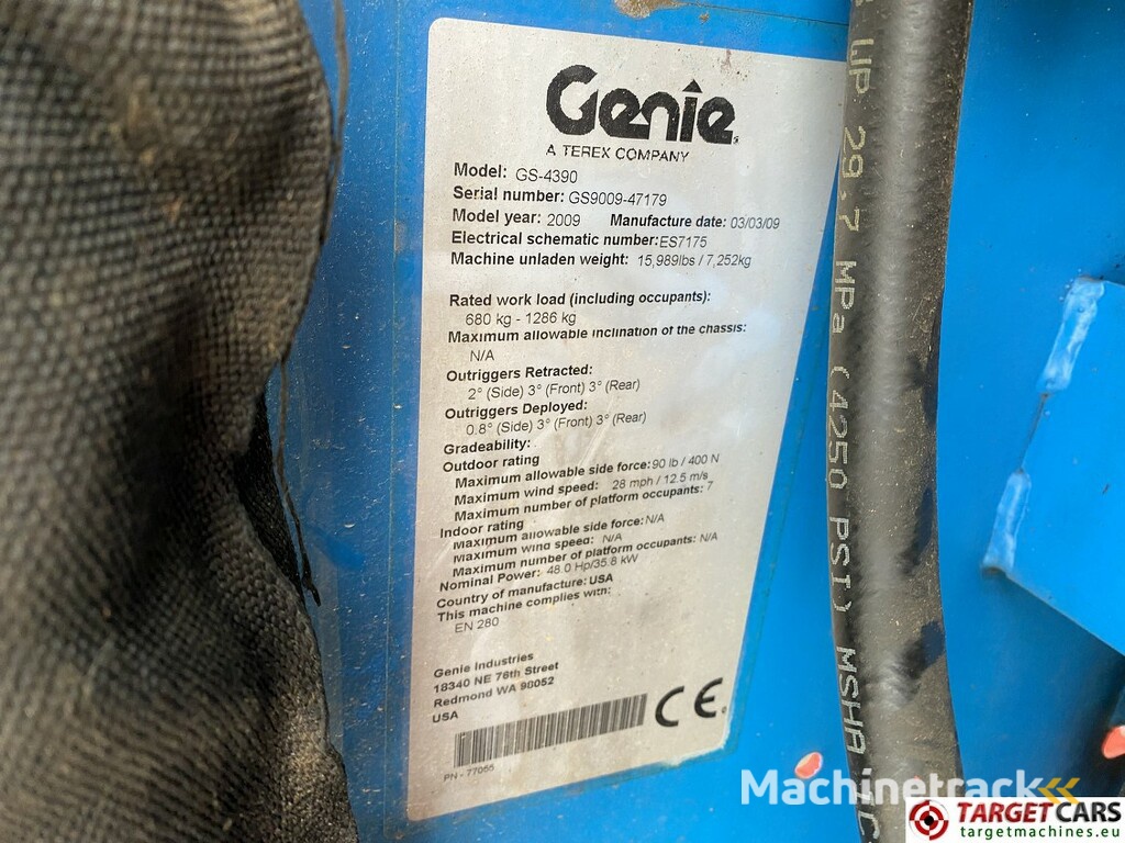 Genie GS-4390RT Diesel 4x4 Scissor Work Lift 1511cm