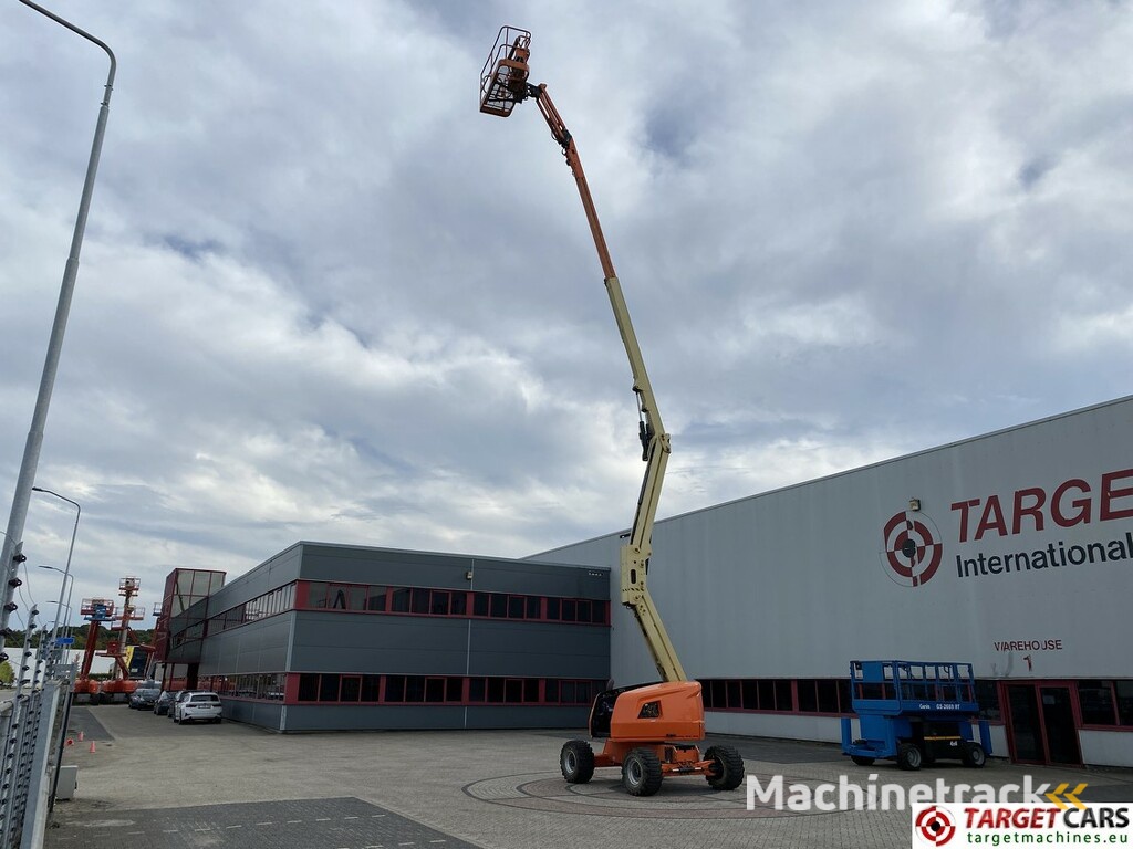 JLG 520AJ Articulated 4x4 Diesel Boom Work Lift 1800cm