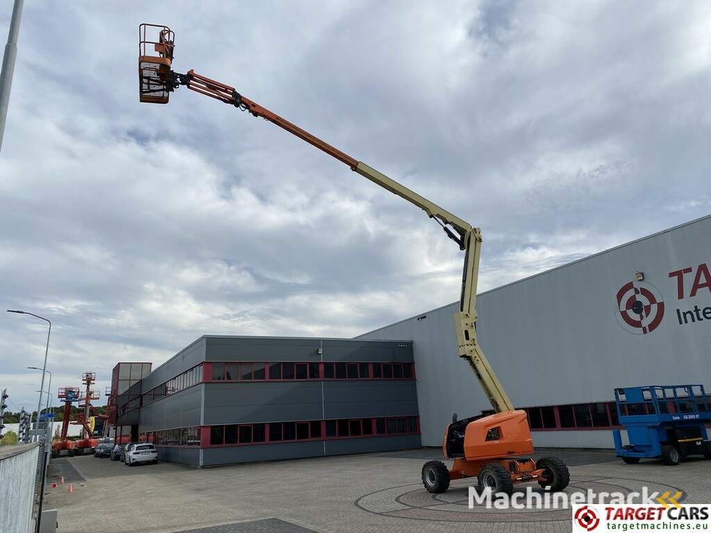 JLG 520AJ Articulated 4x4 Diesel Boom Work Lift 1800cm