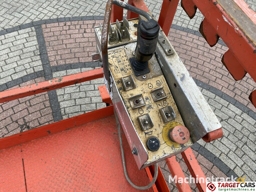 Skyjack SJ6826RT Diesel 4x4 Scissor Work Lift 992cm