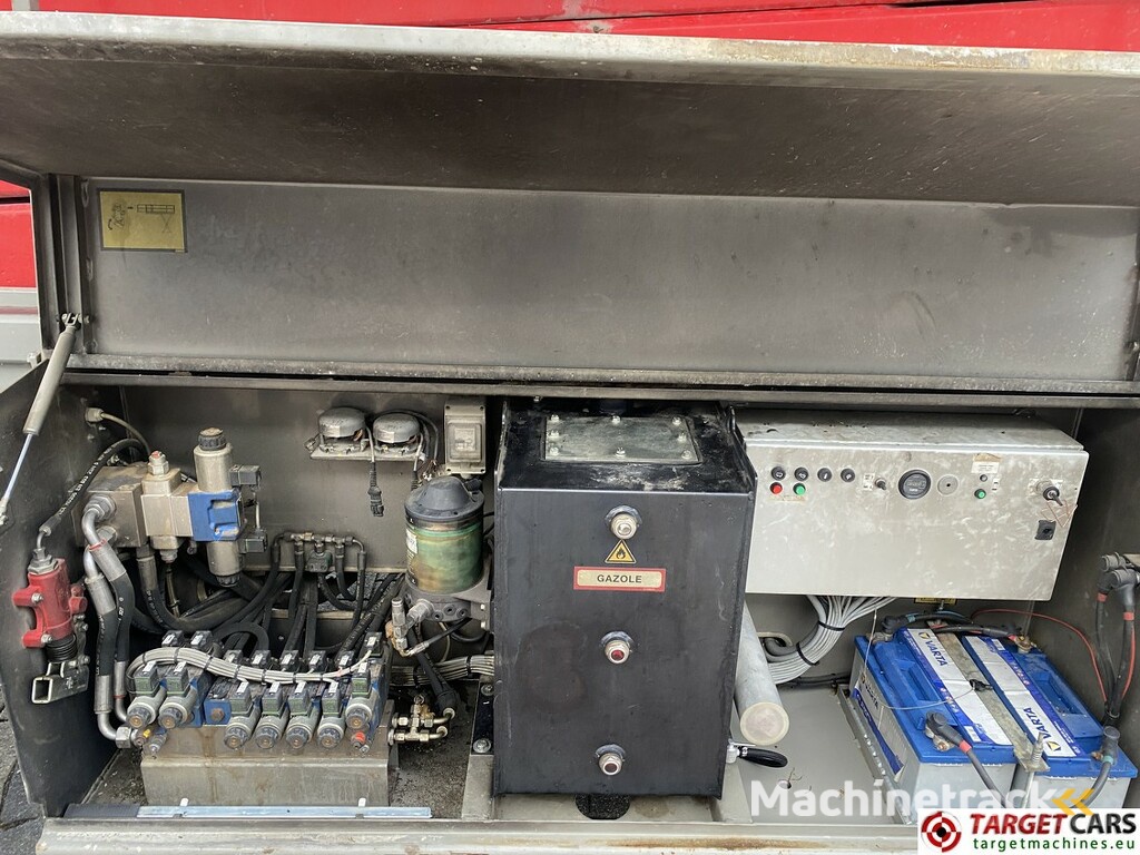 Holland Lift HL220D25-4WD Diesel 4x4 Scissor Work Lift 2170cm