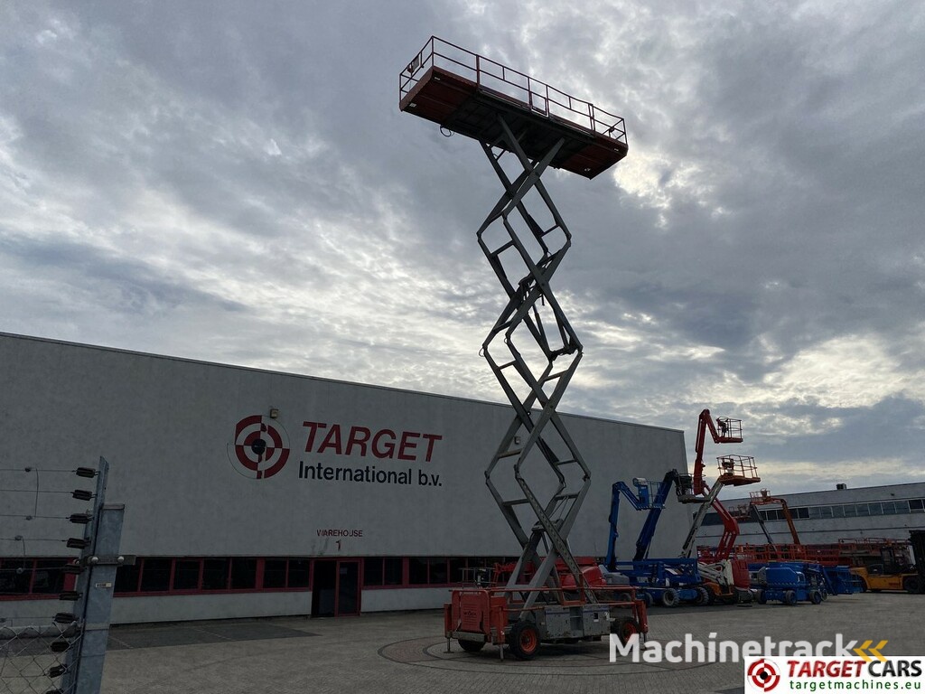 Skyjack SJ9250 RT Diesel 4x2 Scissor Work Lift 1720cm