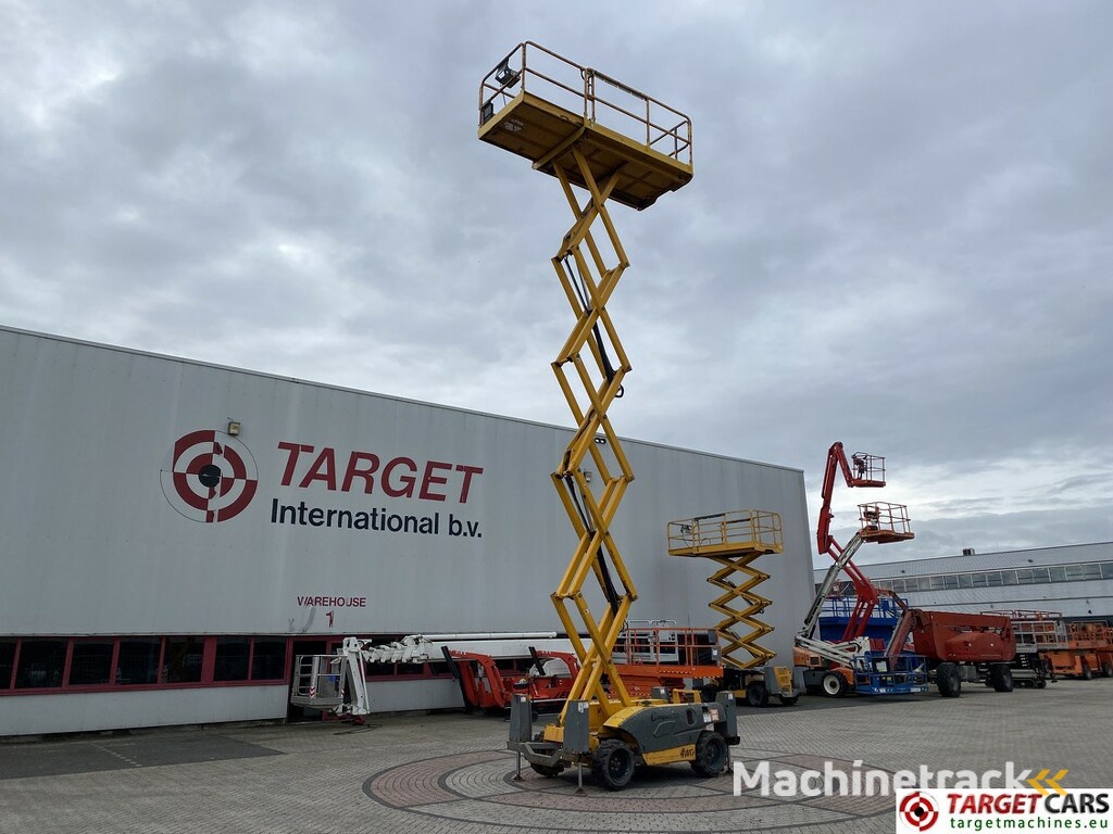 Haulotte Compact 12DX Diesel 4x4 Scissor Work Lift 1206cm