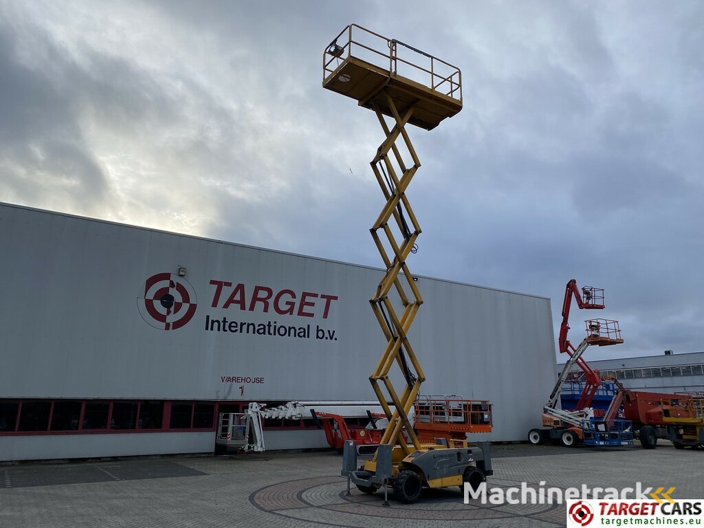 Haulotte Compact 12DX Diesel 4x4 Scissor Work Lift 1206cm