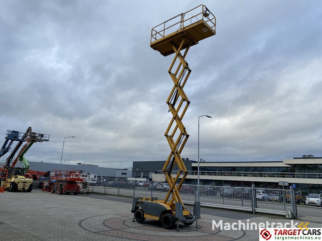 Haulotte Compact 12DX Diesel 4x4 Scissor Work Lift 1206cm