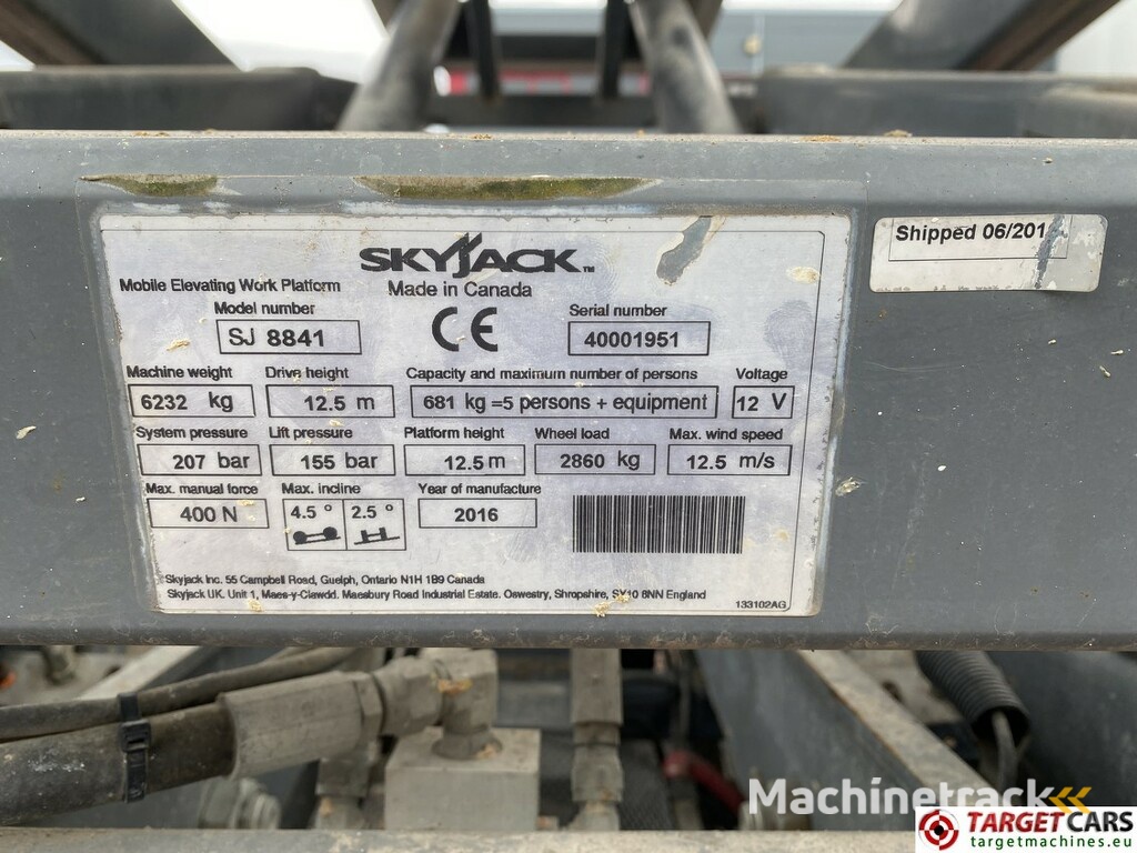 SkyJack SJ8841RT Diesel 4x4 SJ8841 Scissor WorkLift 1430cm