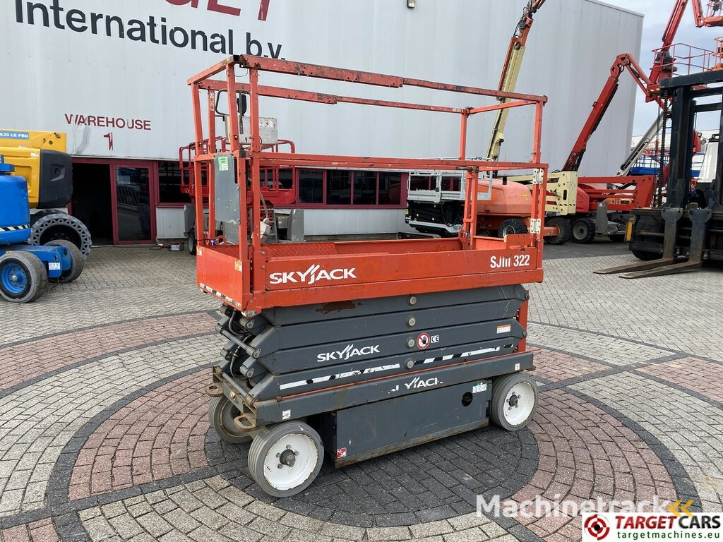 Skyjack SJIII-3226 Electric 3226 Scissor Work Lift 990cm