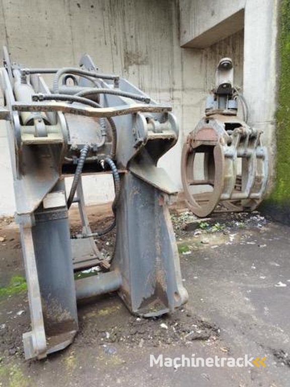 IEV-VERDUN GRAPPIN / PINCE A GRUME / LOG GRAPPLE / VOLVO L150