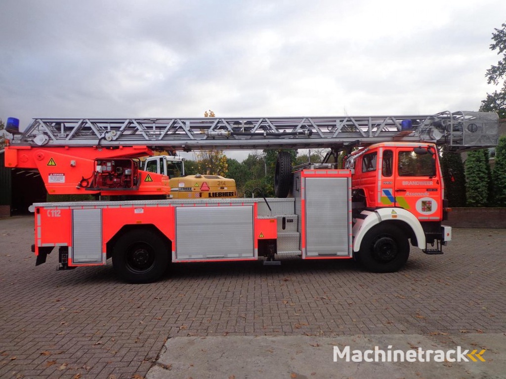 Iveco Magirus 140-25