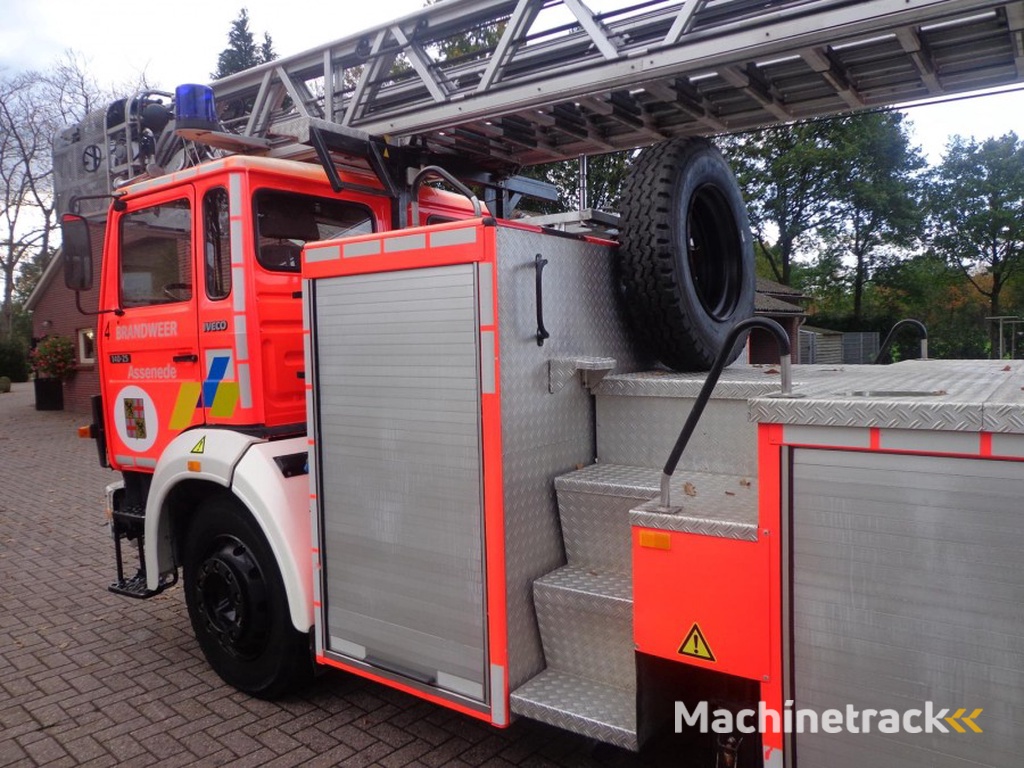 Iveco Magirus 140-25