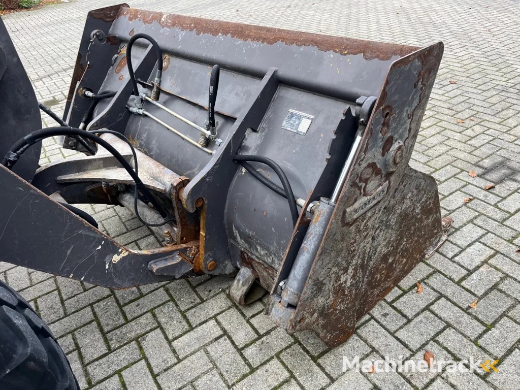 Volvo L35G wheelloader, 2016 year, Fresh condition !!