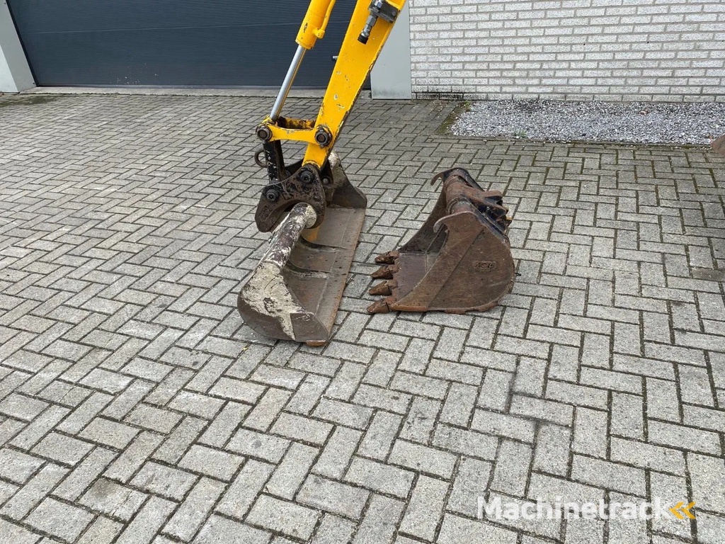 Yanmar VIO20-4, 2x buckets !!