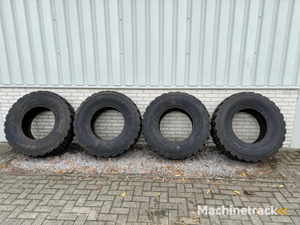 Michelin Used 335/80R 20 XZL (set of 4)