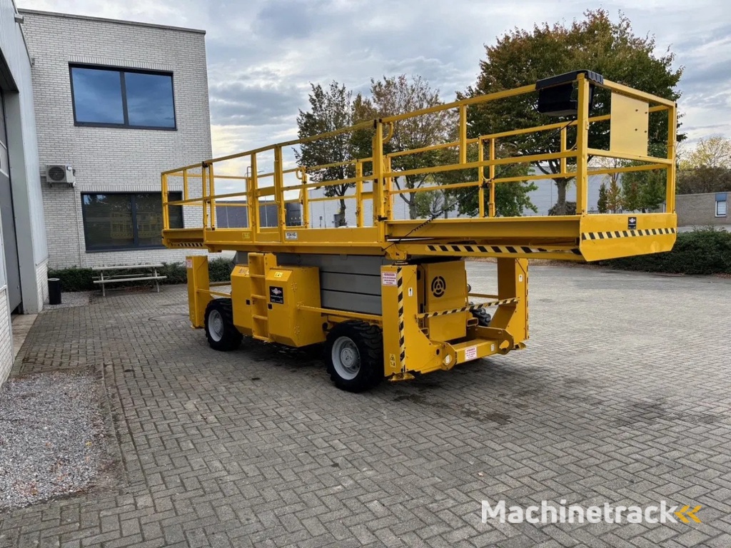 Genie GS-3384RT 4x4 scissorlift, 2006 year,
