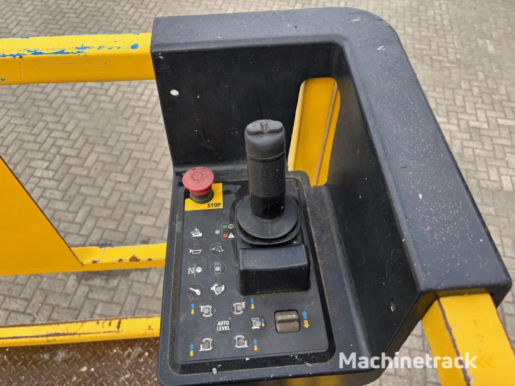 Genie GS-3384RT 4x4 scissorlift, 2006 year,