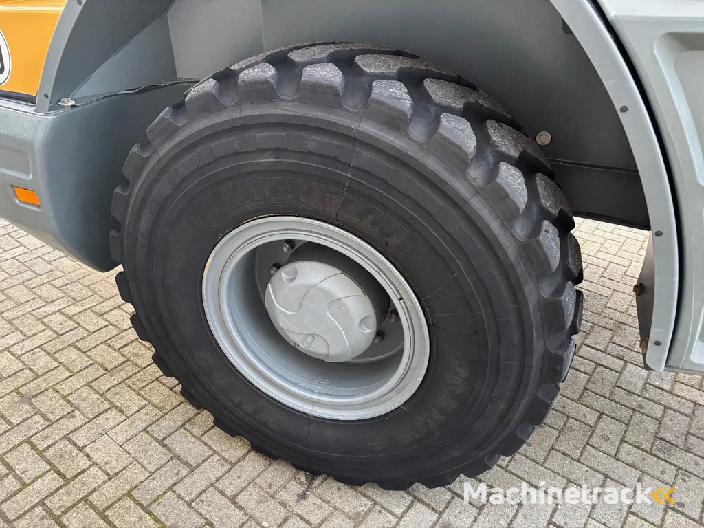 Liebherr L538 wheelloader, 2022 Year, Only 1.505 Hrs !!! 40 KM/H