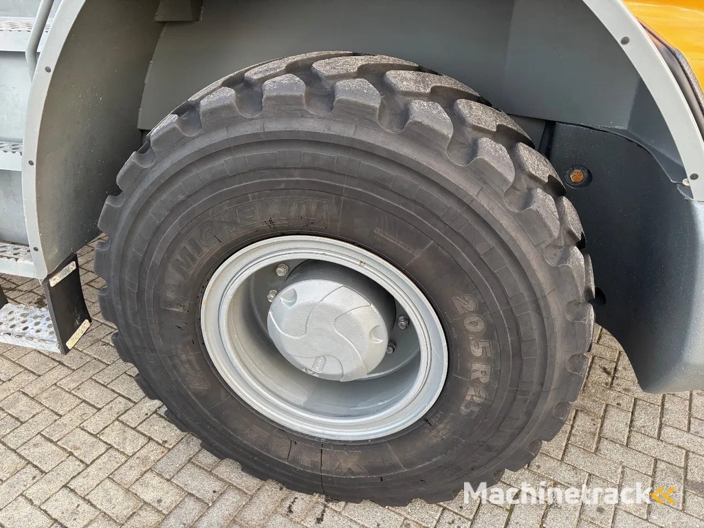 Liebherr L538 wheelloader, 2022 Year, Only 1.505 Hrs !!! 40 KM/H
