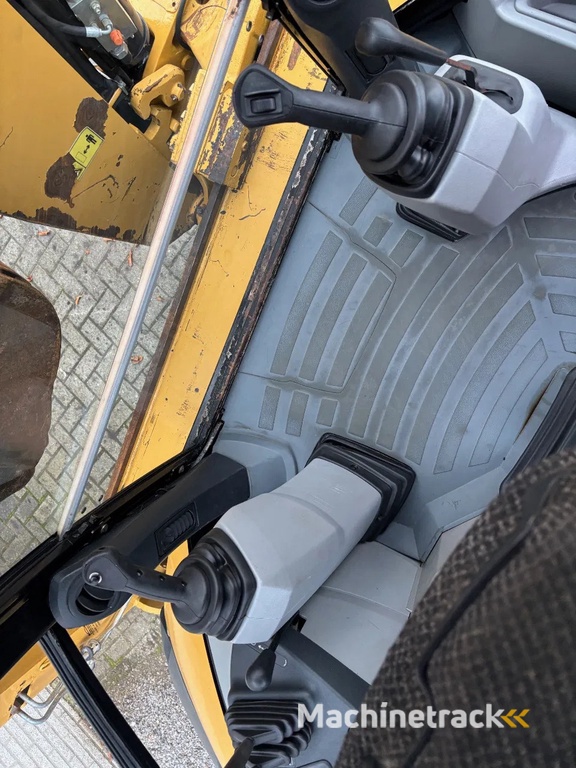 Caterpillar 434E 4x4x4 backhoe loader, A/C, Extendahoe, 3 in 1 bucket !!