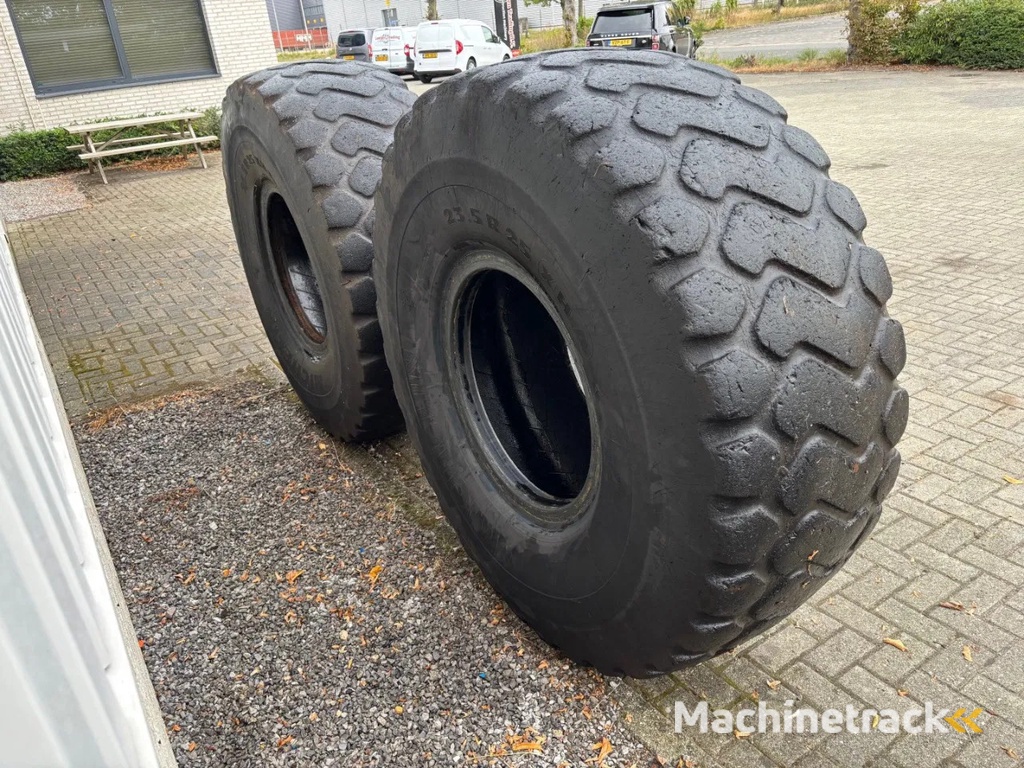 Michelin 23.5R25 used tires (set of 2)