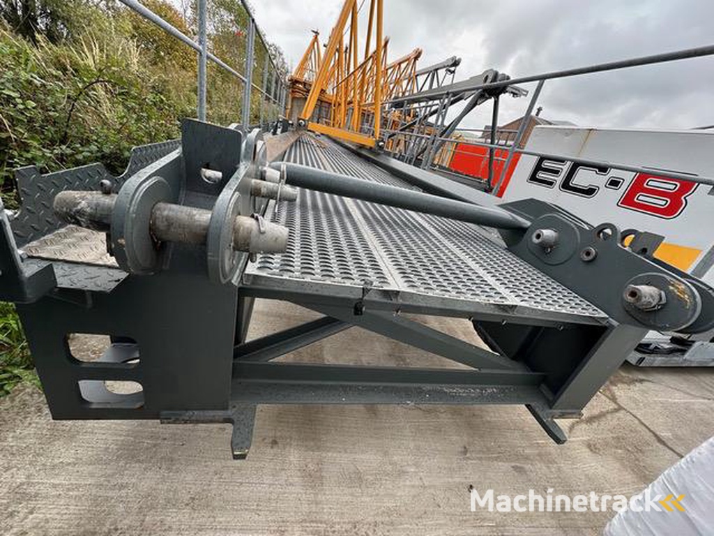 Liebherr 340-EC-B-16