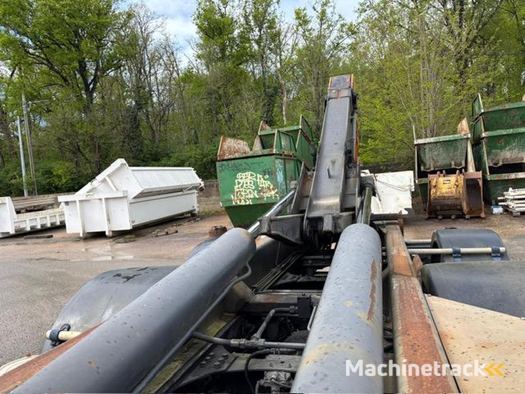 Renault Premium-320-benne-amovible