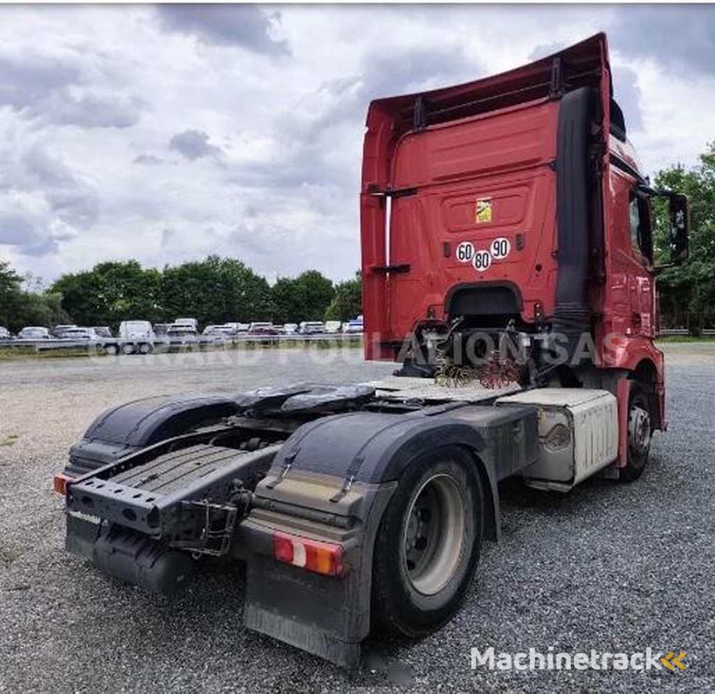 Mercedes Actros 1845