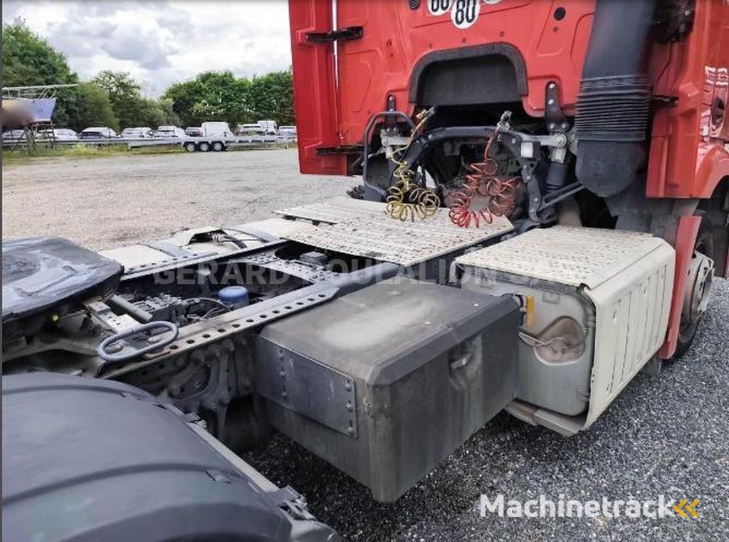 Mercedes Actros 1845