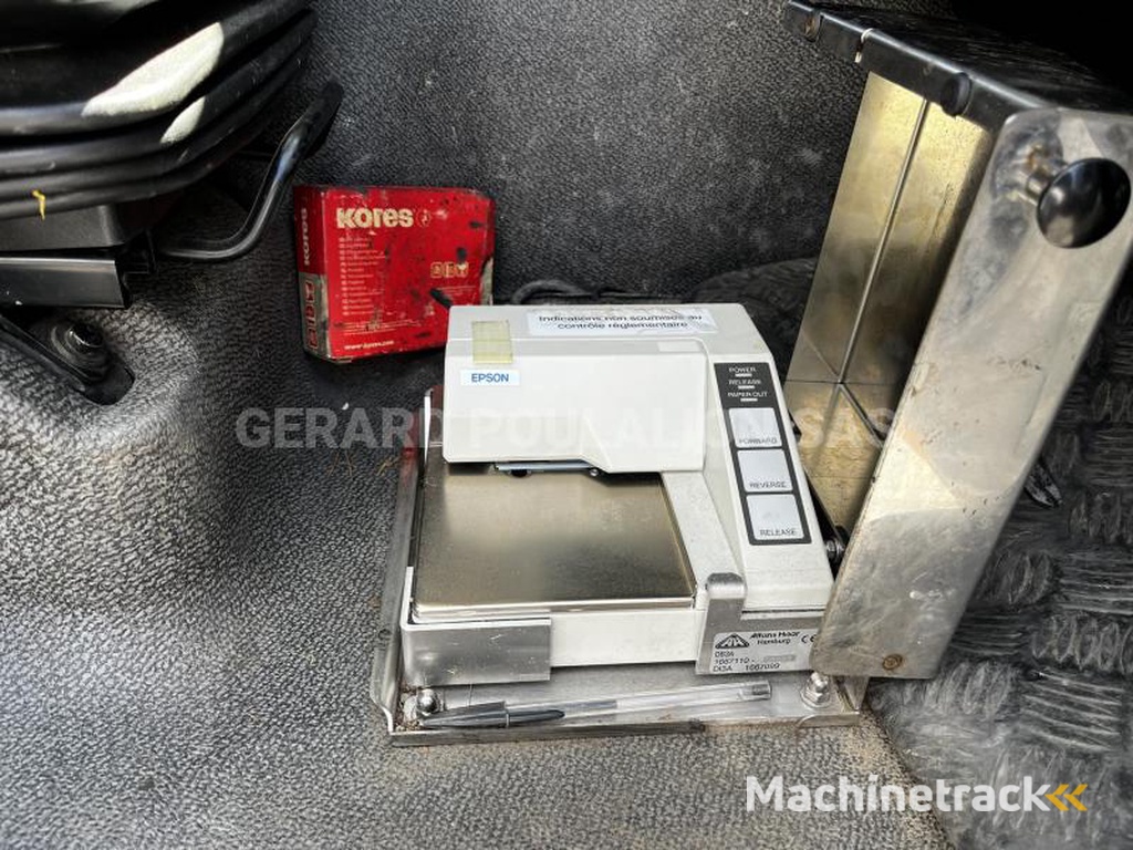 Renault 280-E6-D18-P-4X2-CITERNE-CARB-LEG-14000-L