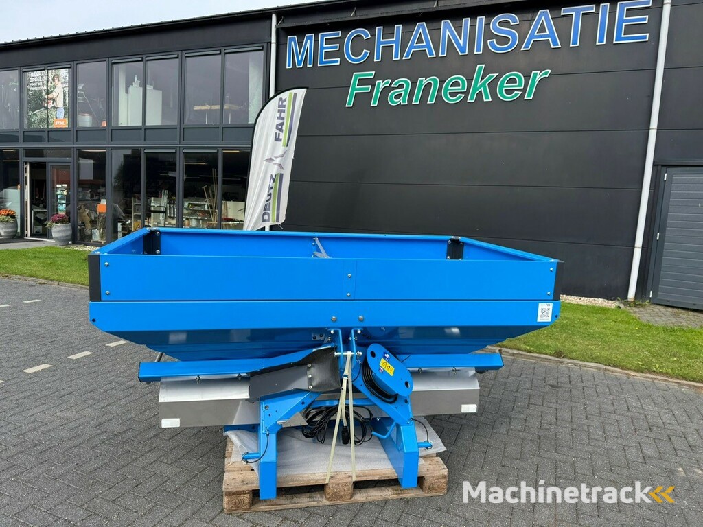 Lemken Spica 8 kunstmeststrooier