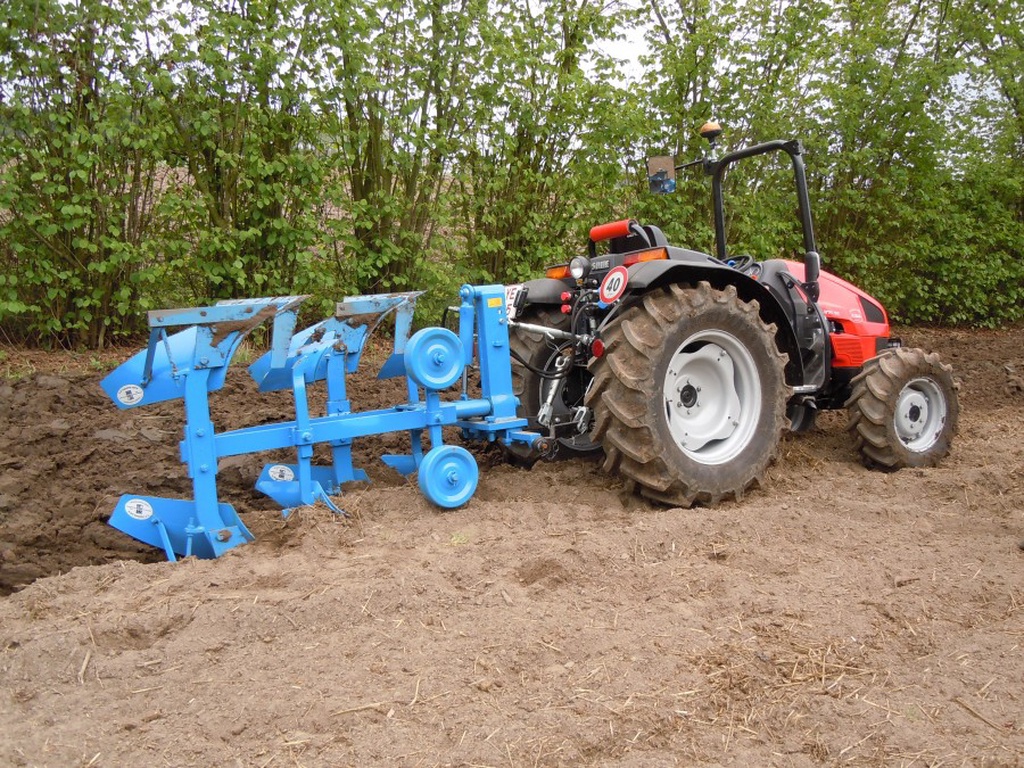 Aldo Biagiolli  DRA  Twee schaar ploeg mini