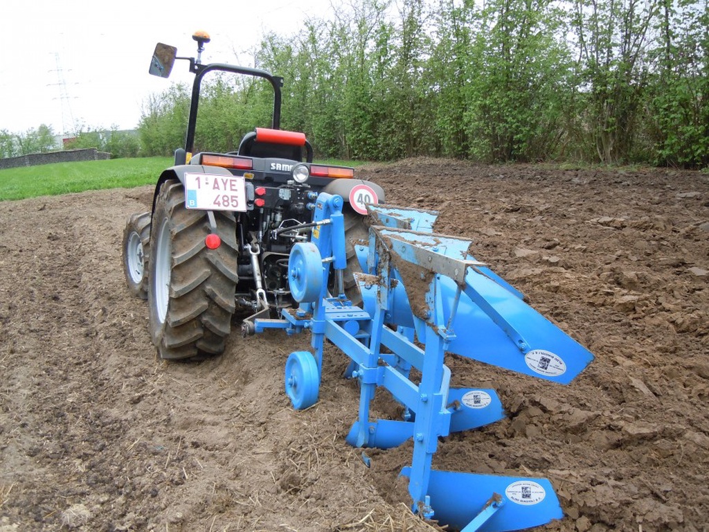 Aldo Biagiolli  DRA  Twee schaar ploeg mini