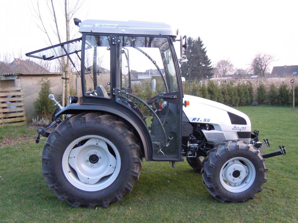 Lamborghini R1.55 met frontlift en PTO