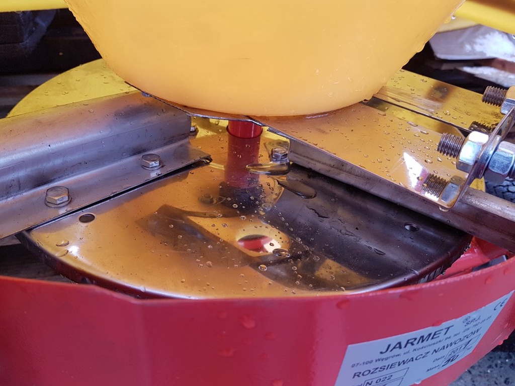 Jarmet  Strooiers 200 - 300 en 500 liter