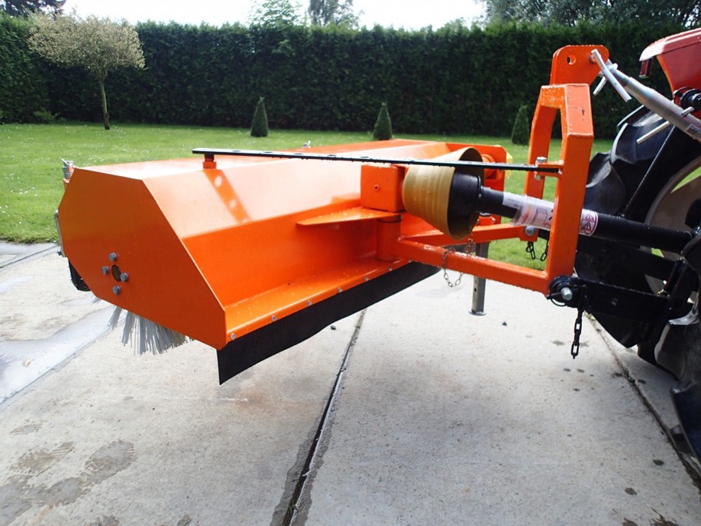 DRA Eco Line  op aftakas  werkbreedte 125 cm