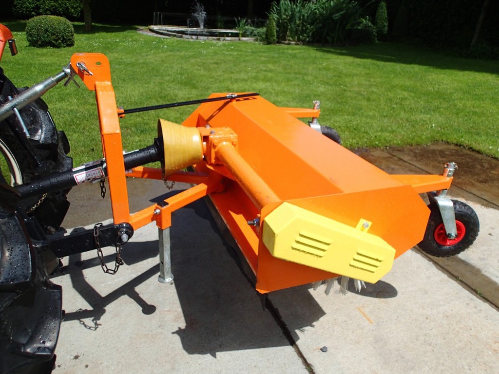 DRA Eco Line  op aftakas  werkbreedte 125 cm