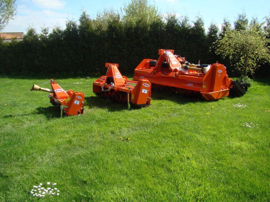 Ortolan  Serie M 300 PK