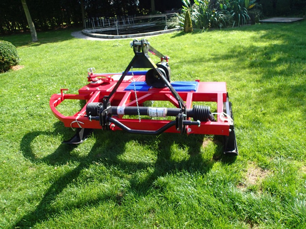 DRA Import  Zwenk maaier zonder olie aansluitingen uit voorraad leverbaar