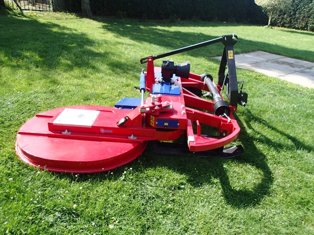 DRA Import  Zwenk maaier zonder olie aansluitingen uit voorraad leverbaar