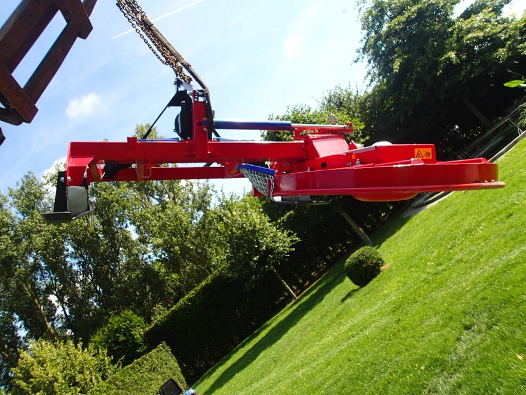 DRA Import  Zwenk maaier zonder olie aansluitingen uit voorraad leverbaar