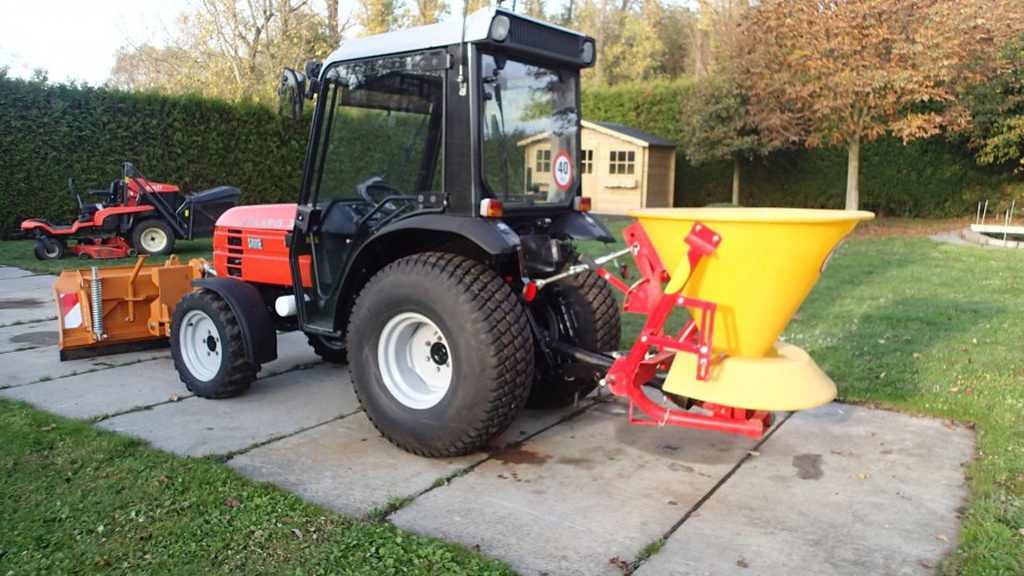 Same en kioti ck 30 Same Solaris 35 ideaal voor winter diensten