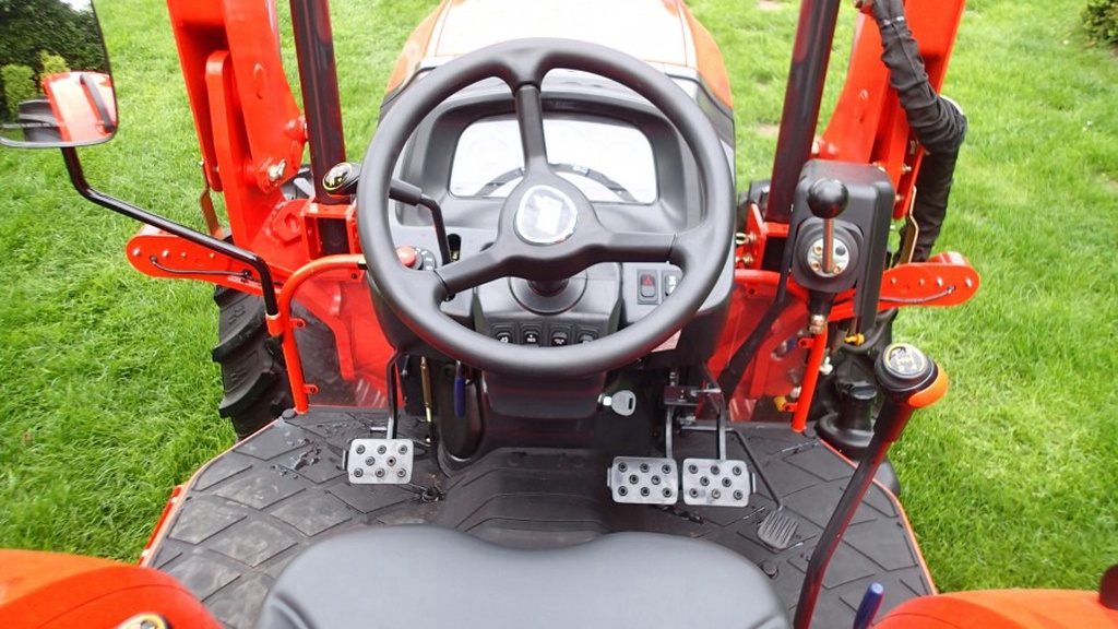 Kioti DK 5020 Hydro sutle en 6020 M uit voorraad leverbaar aan aktie prijzen