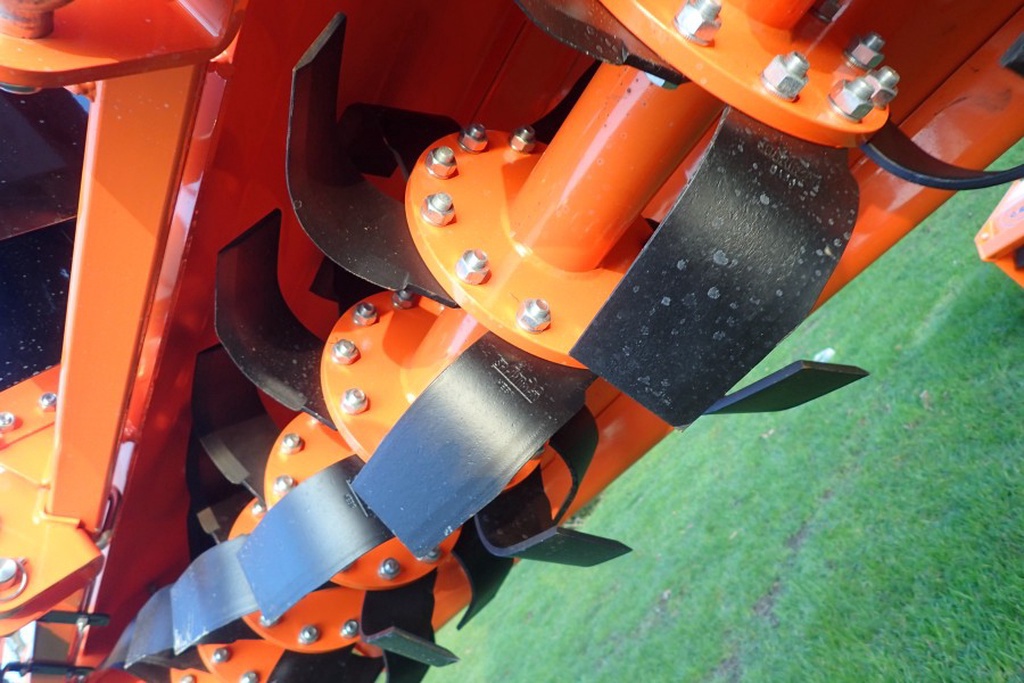 Cosmo UM seri 135 - 150 - 165 - 180 cm tandwiel aandrijf uit voorraad leverbaar