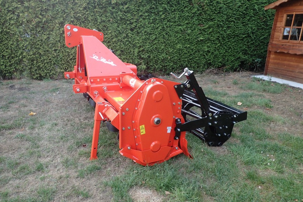 Cosmo  Werkbreedte 250 en 300 cm