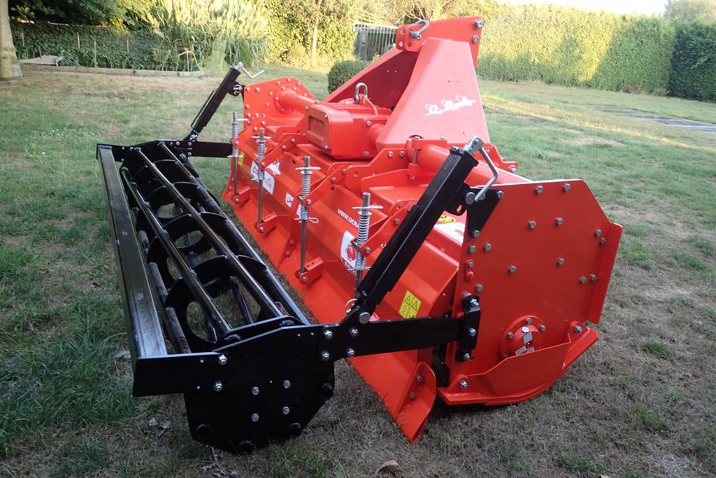 Cosmo  Werkbreedte 250 en 300 cm